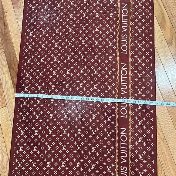 (( not authentic))NEW❤️LV Chiffon Shawl - Picture 12 of 17